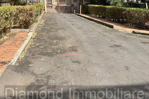 Mansarda con terrazza ad Aci Catena