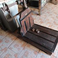 antica stadera perfettamente funzionante 