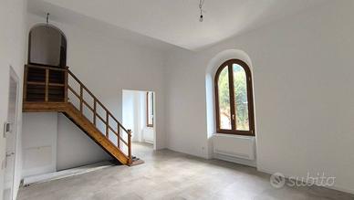 Appartamento di 114 m² con 4 locali a Firenze