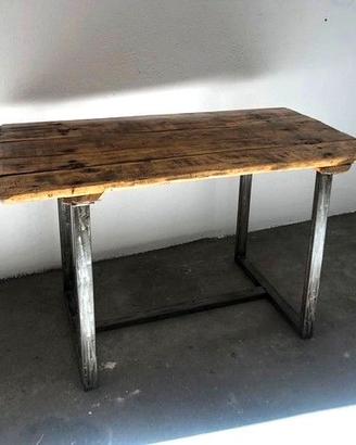 tavolo da pranzo industriale design