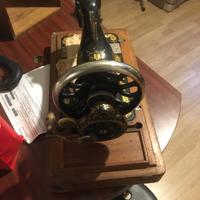 Macchina da cucire Antica Singer