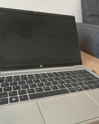 HP ProBook 440 G9 14" – praticamente nuovo
