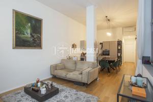 ESCLUSIVO LOFT RISTRUTTURATO NEL CUORE DI PORTA VE