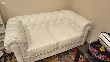 Coppia Divani 2 posti stile Chesterfield - Bianco