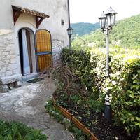 Appartamento su due piani con giardino