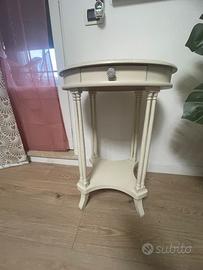 Tavolino ovale con cassetto e ripiano classico in