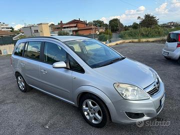 Opel Zafira 1.6 16V VVT Cosmo