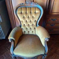 Poltrona camera legno e velluto