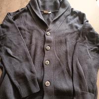 maglione con scollo sciallato