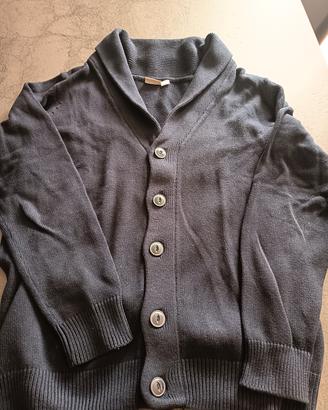 maglione con scollo sciallato