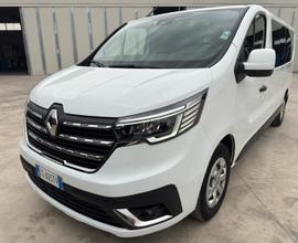 Stock furgoni 9 posti usati