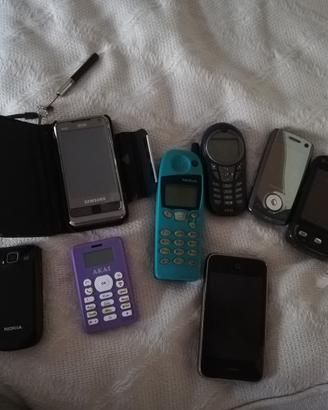 Cellulari Nokia ed altre marche con accessori