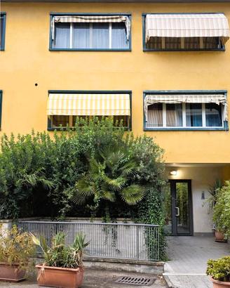 Catania, appartamento con terrazzo e box