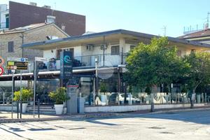 2 LOCALI A GROTTAMMARE