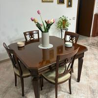 TAVOLO CON SEDIE DELL’AGNESE