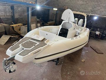 SEAPROP RIB 27 CON 2 MOTORI SUZUKI 175 CV.