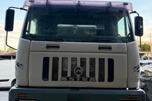 Veicolo commerciale Astra VI HD7