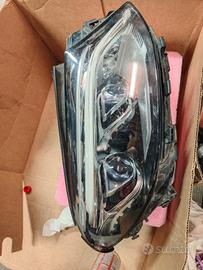 faro anteriore dx MERCEDES GLE 2017