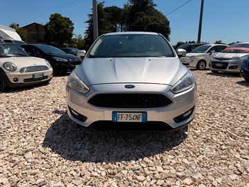 Ford Focus 1.6 120 CV GPL Titanium