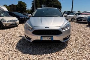 Ford Focus 1.6 120 CV GPL Titanium