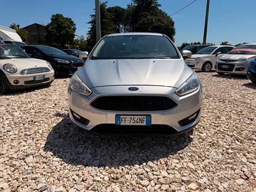 Ford Focus 1.6 120 CV GPL Titanium