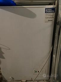 Congelatore piccolo (pozzetto)