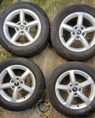 Cerchi in lega originali Audi 16” con gomme 205/60