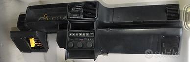Cruscotto usato per Lancia Delta del 1990