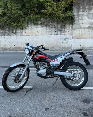 BETA ALP 200 4 T