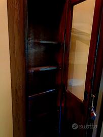 vetrina toscana antica