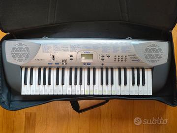 Tastiera Casio CTK-230 con standing 