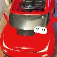 Auto elettrica per bambini FIAT con telecomando