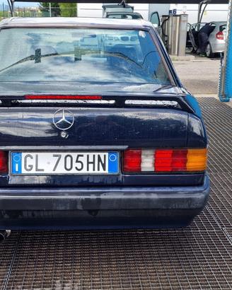 Mercedes 190 2.6