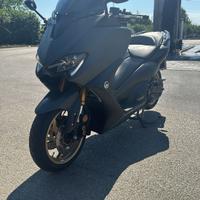 Yamaha Tmax