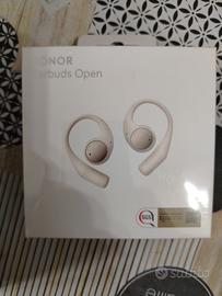 Honor Earbuds Open