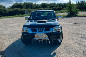 Nissan Navara  2.5 tdi km 149000