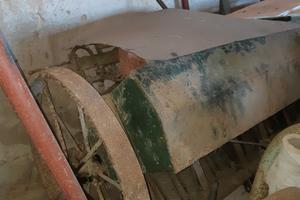 Trattore seminatrice