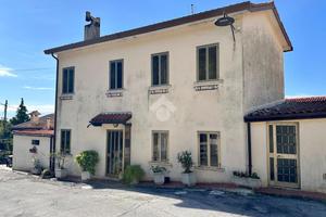 CASA DI CORTE A POVE DEL GRAPPA