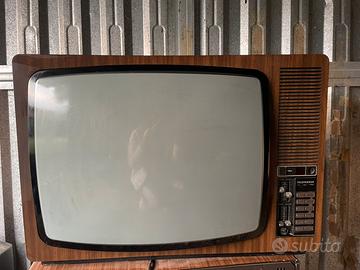 TV vintage Telefunken anni ’70 – per collezione