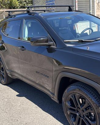 Jeep compass 1.6 130cv Night Eagle