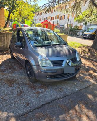 Renault Modus 1.2 benzina (Neopatentati)