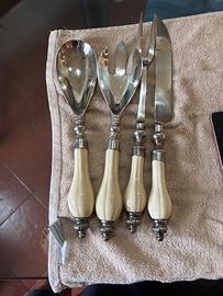 Set posste di servizio