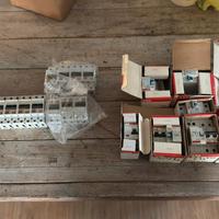 MAGNETOTERMICI E SALVAVITA ABB + MERLIN GERIN