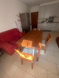 Tavolo cucina con 4 sedie