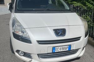Peugeot 5008 7 posti – Comoda e spaziosa, pronta a