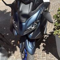 Tmax 560 2024