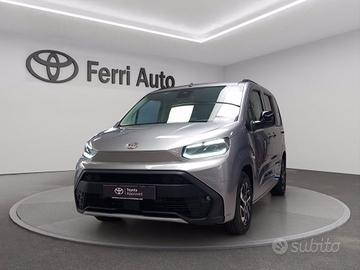 TOYOTA Proace City