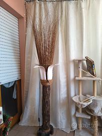 piantana in legno lavorato 