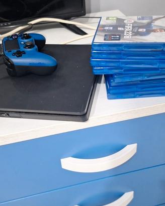 Playstation 4 Slim + 2 joystick 