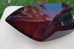 faro posteriore sx Ford Fiesta 